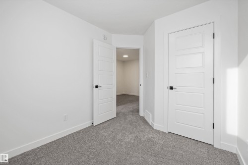 18847 29 Avenue Nw, Edmonton, AB - Indoor Photo Showing Other Room