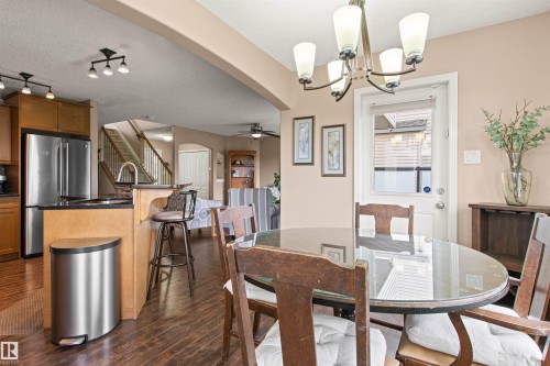 5214 205 Street Nw, Edmonton, AB 