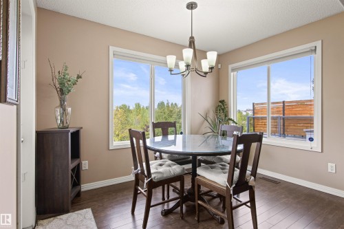 5214 205 Street Nw, Edmonton, AB 