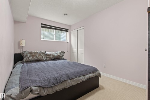 5214 205 Street Nw, Edmonton, AB 