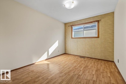 6003 95 Avenue Nw, Edmonton, AB 