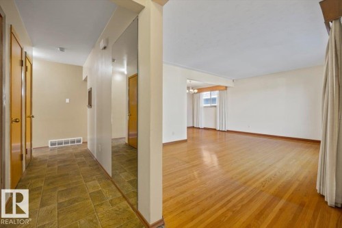 6003 95 Avenue Nw, Edmonton, AB 