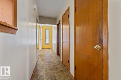6003 95 Avenue Nw, Edmonton, AB 