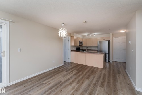 #214 4309 33 St, Stony Plain, AB 