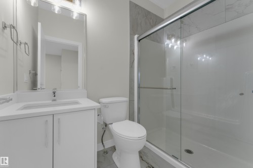 3814 39 St, Beaumont, AB 