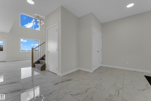 3814 39 St, Beaumont, AB 
