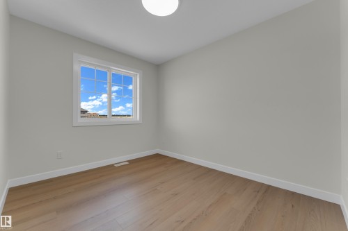 3814 39 St, Beaumont, AB 