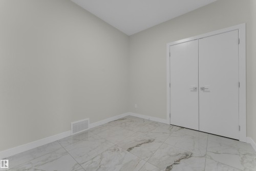 3814 39 St, Beaumont, AB 