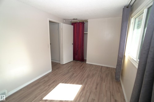 2672 89 Street Nw, Edmonton, AB 