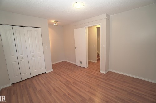 2672 89 Street Nw, Edmonton, AB 