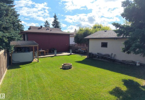 2672 89 Street Nw, Edmonton, AB 