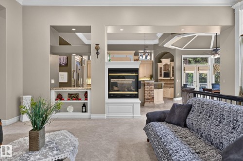 60 Kingsbury Cr, St. Albert, AB - Indoor Photo Showing Living Room