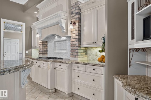 60 Kingsbury Cr, St. Albert, AB - Indoor Photo Showing Kitchen With Upgraded Kitchen