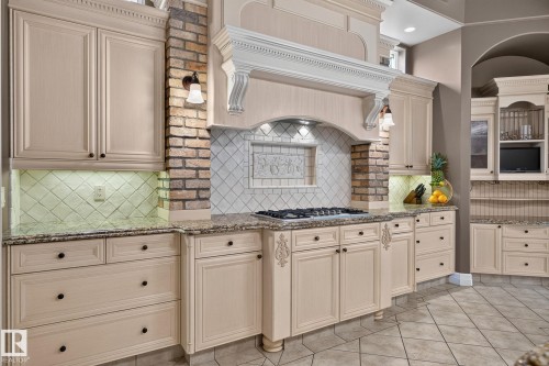 60 Kingsbury Cr, St. Albert, AB - Indoor Photo Showing Kitchen