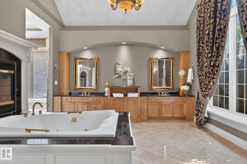 60 Kingsbury Cr, St. Albert, AB - Indoor Photo Showing Bathroom