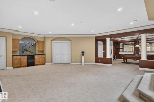 60 Kingsbury Cr, St. Albert, AB - Indoor