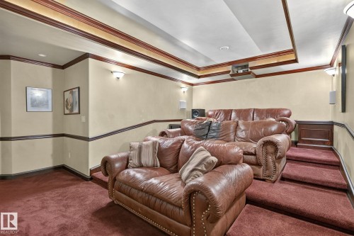 60 Kingsbury Cr, St. Albert, AB - Indoor