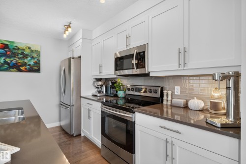 6722 Cardinal Road Sw, Edmonton, AB 