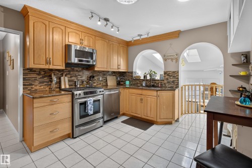 2812 35 Street Nw, Edmonton, AB 