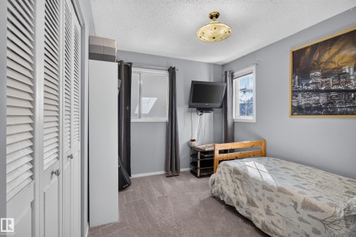 2812 35 Street Nw, Edmonton, AB 