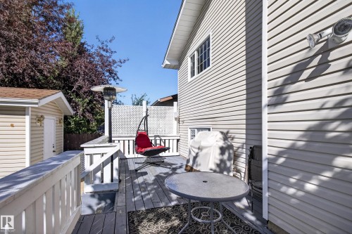 2812 35 Street Nw, Edmonton, AB 