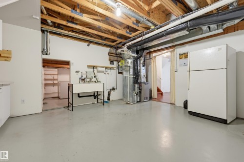 13709 131 Avenue Nw, Edmonton, AB 