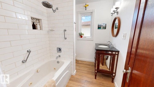 11403 112 Avenue Nw, Edmonton, AB 