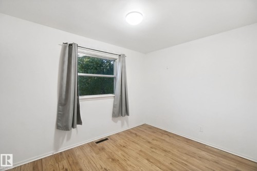 12126 57 Street Nw, Edmonton, AB 
