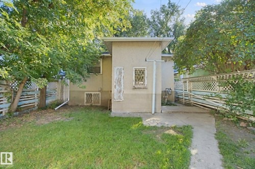 12126 57 Street Nw, Edmonton, AB 