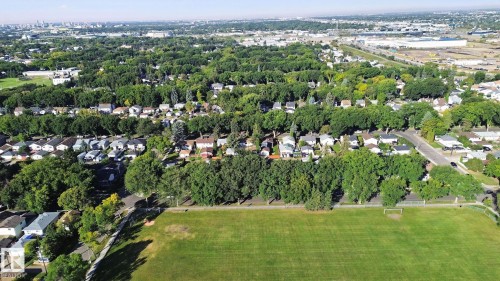 12126 57 Street Nw, Edmonton, AB 