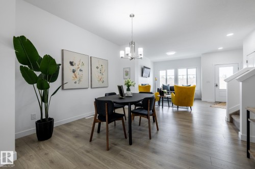 251 Elliott Wynd, Fort Saskatchewan, AB - Indoor Photo Showing Dining Room
