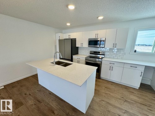 485 DESROCHERS Boulevard Southwest , Edmonton, AB T6W 5L4 2