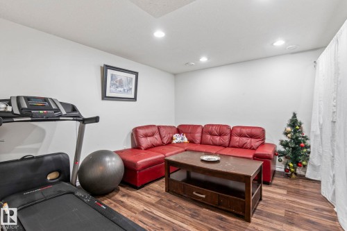1408 27 Avenue Nw, Edmonton, AB 