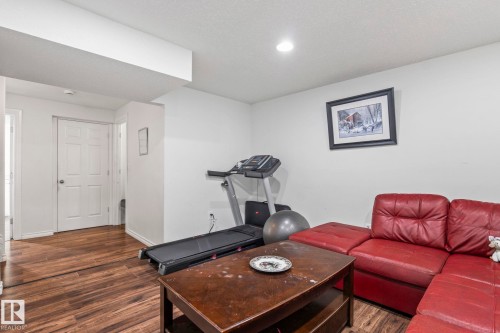 1408 27 Avenue Nw, Edmonton, AB 