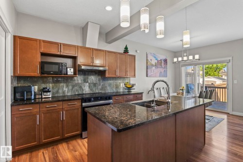 1408 27 Avenue Nw, Edmonton, AB 