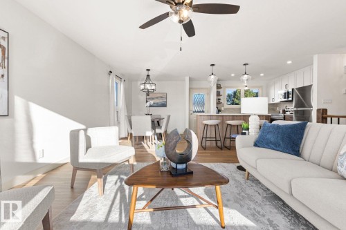 5208 10 Avenue Nw, Edmonton, AB 
