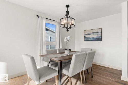 5208 10 Avenue Nw, Edmonton, AB 