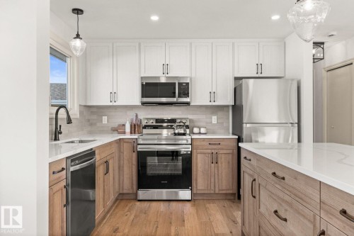 5208 10 Avenue Nw, Edmonton, AB 