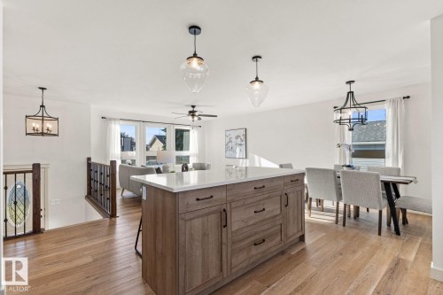 5208 10 Avenue Nw, Edmonton, AB 