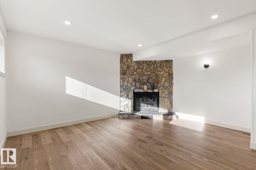 5208 10 Avenue Nw, Edmonton, AB 