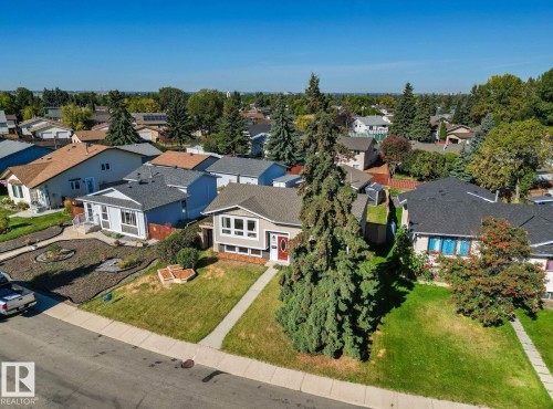 5208 10 Avenue Nw, Edmonton, AB 