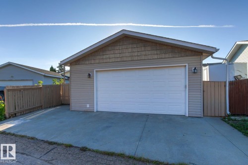 5208 10 Avenue Nw, Edmonton, AB 