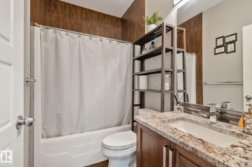 on the main floor - 13836 163 Avenue Nw, Edmonton, AB 