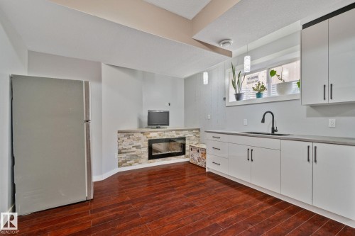 13836 163 Avenue Nw, Edmonton, AB 