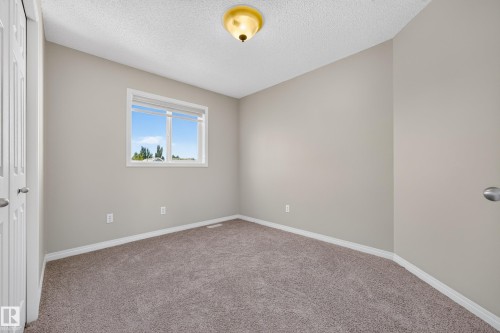 1530 76 Street Sw, Edmonton, AB 