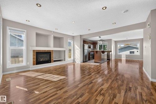 1530 76 Street Sw, Edmonton, AB 