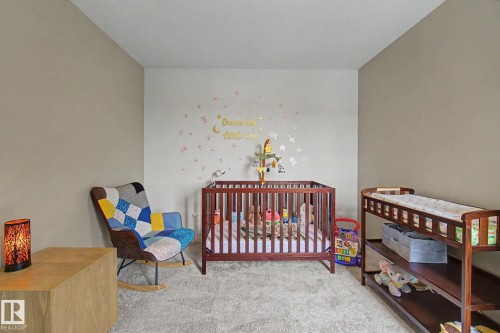 28 Rosewood Way, St. Albert, AB - Indoor Photo Showing Bedroom
