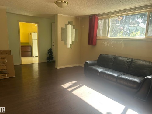 10450 69 Avenue Nw, Edmonton, AB 