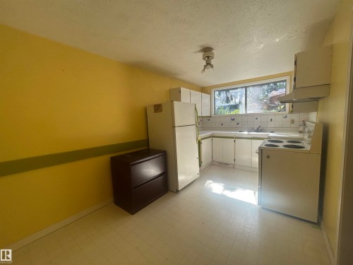 10450 69 Avenue Nw, Edmonton, AB 