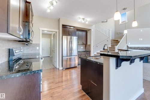 3662 13 Street Nw, Edmonton, AB 